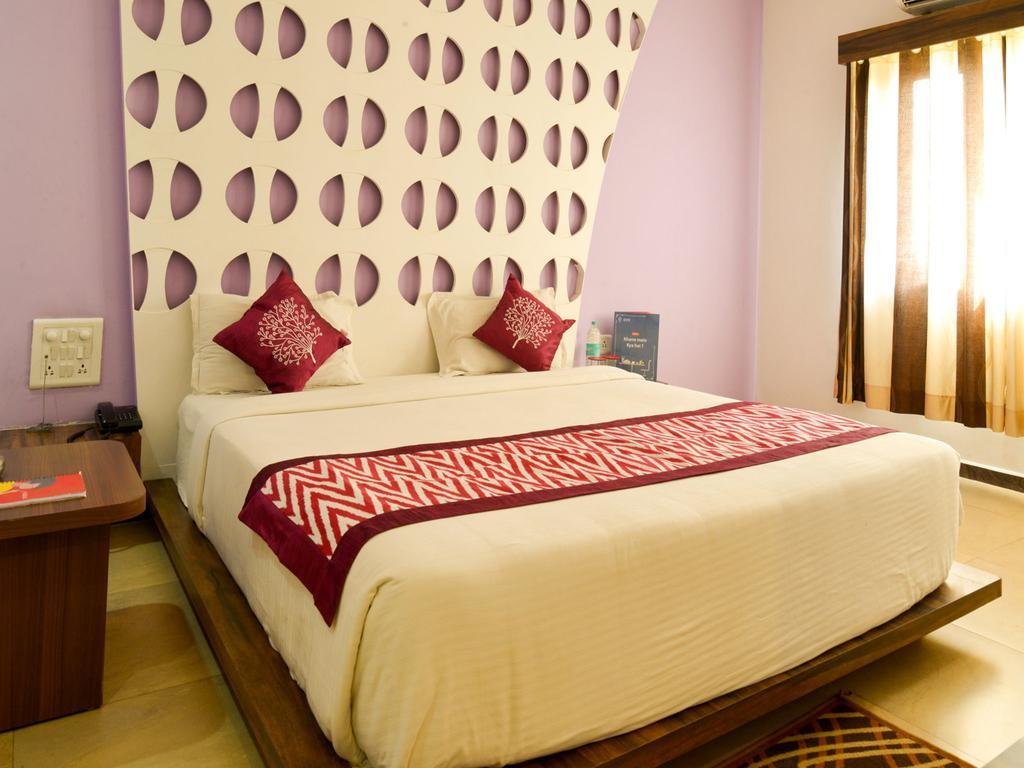 Oyo 4316 Hotel Sai Empire Shirdi Exterior photo