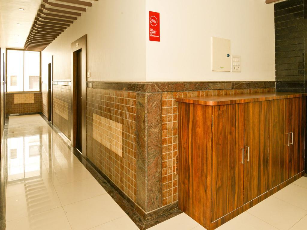 Oyo 4316 Hotel Sai Empire Shirdi Exterior photo